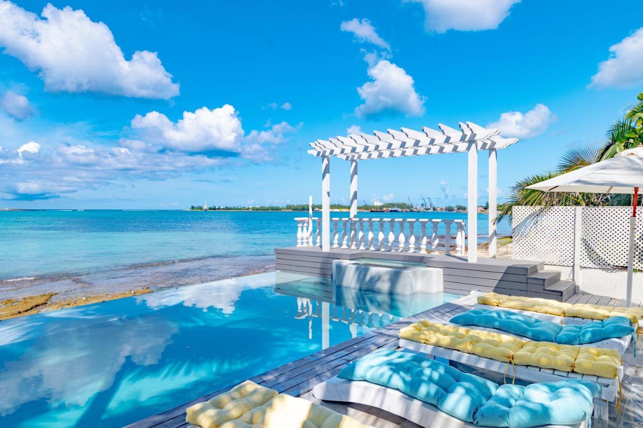 Seaview Oceanfront Villa - With Private Pool Nassau Exterior foto